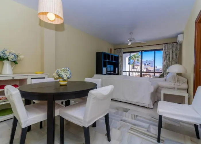 Apartament Canovas - Alcazaba Parador, Piscina, 2 Dorm *