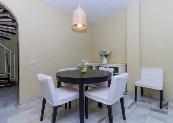 Canovas - Alcazaba Parador, Piscina, 2 Dorm *