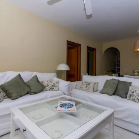 Canovas - Alcazaba Parador, Piscina, 2 Dorm Апартаменты *